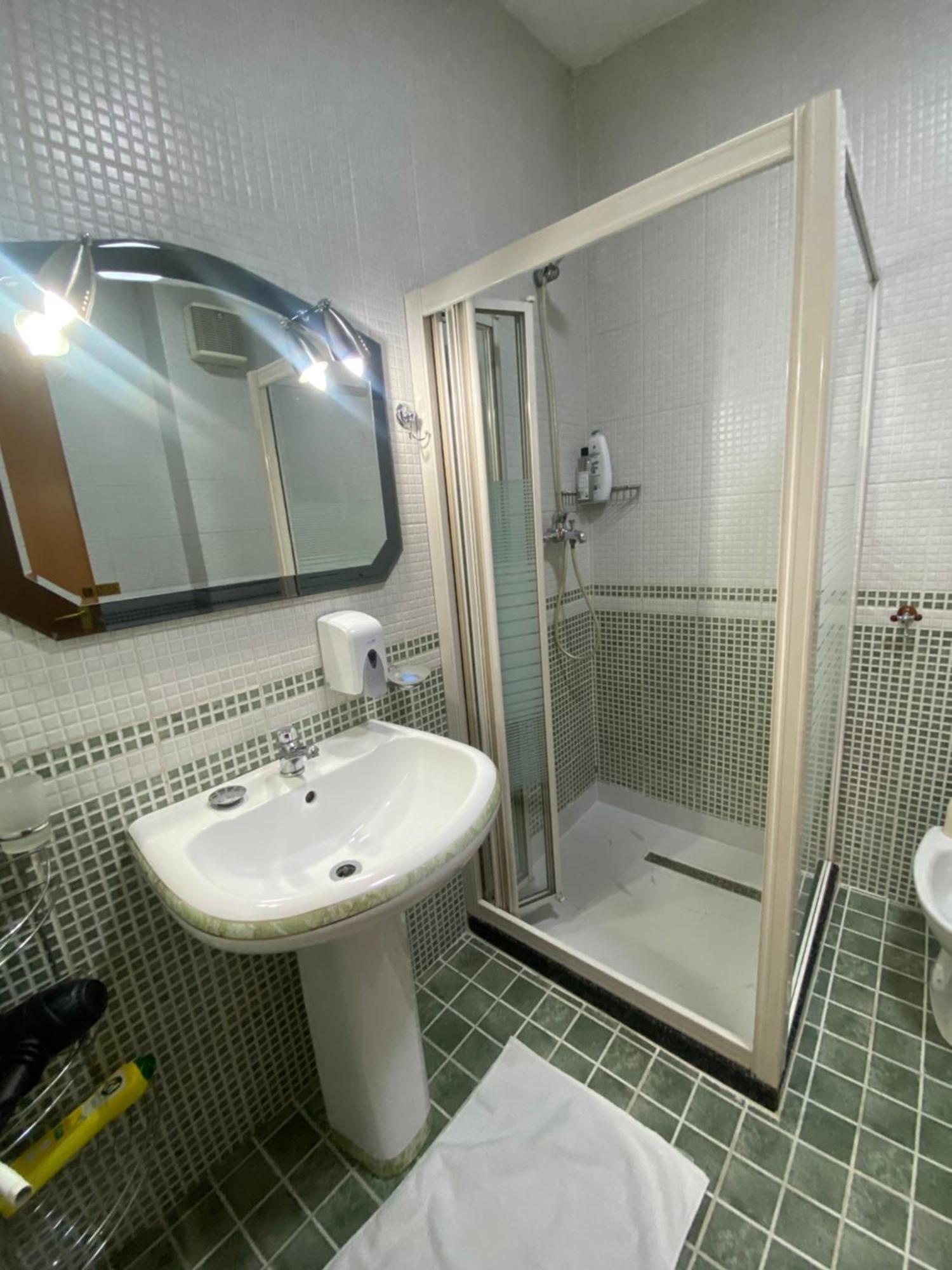 Rtsh Apartment Tiranë Luaran gambar